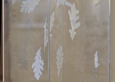 L'Air (Icare) - Porcelaine, plexiglas, bois, 160x30x30 cm